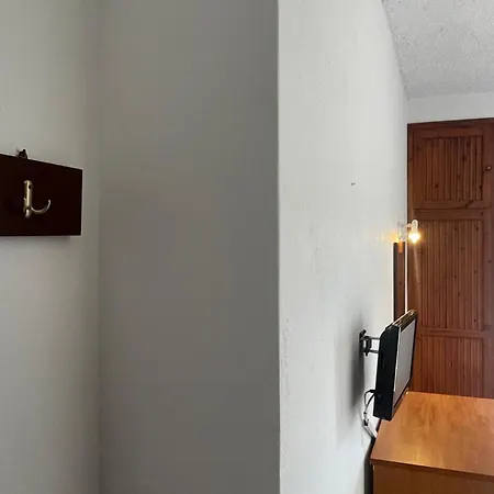 Eros-iros Portside * Skiathos