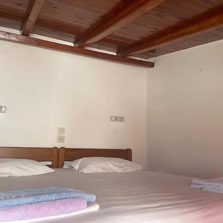 Apartment Eros-Iros Portside Stays Skiathos, The Authentic Sporadean Living *