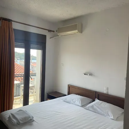 Eros-iros Portside Skiathos