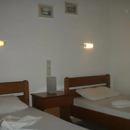 Apartment Eros-Iros Portside Stays Skiathos, The Authentic Sporadean Living