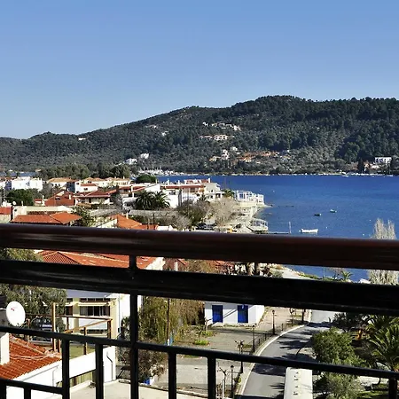 Apartment Eros-Iros Portside Stays Skiathos, The Authentic Sporadean Living