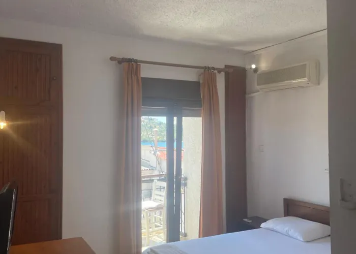 Eros-Iros Portside Stays Skiathos Apartment *