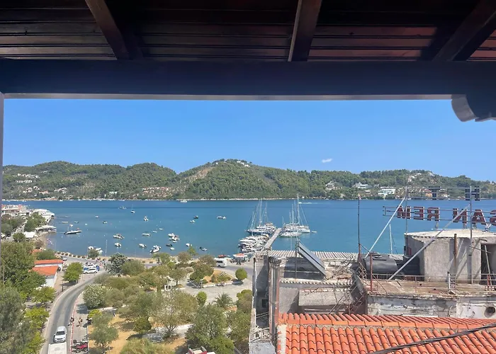 Eros-Iros Portside Stays Skiathos Apartment Skiathos Town