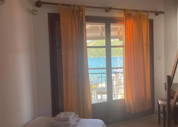 Apartment Eros-Iros Portside Stays Skiathos Skiathos Town