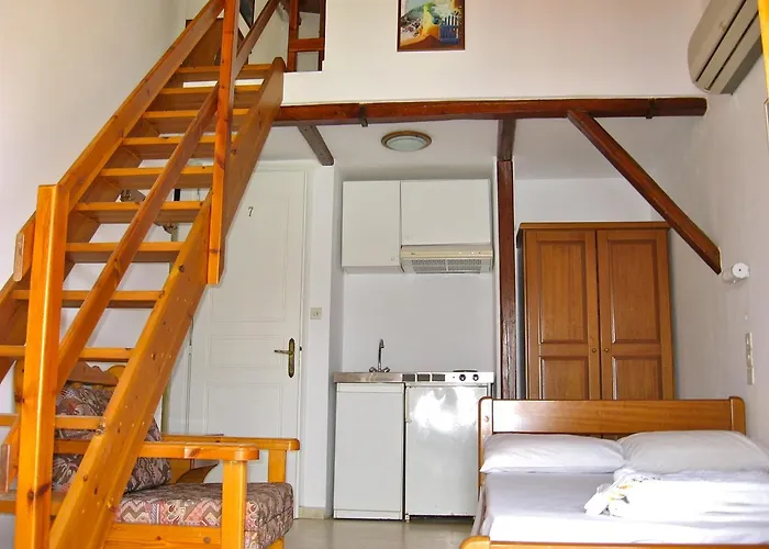 Eros-Iros Portside Stays Skiathos * Skiathos Town